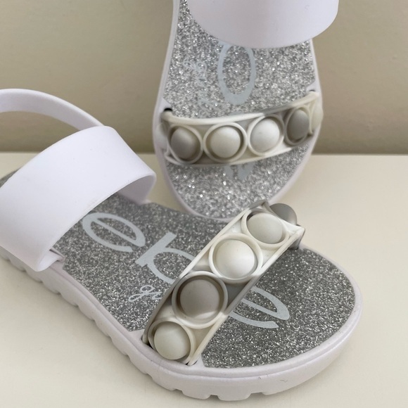 Bebe Toddler White Silcone Rubber Pop It Silver Glitter Sandals Size Small 5/6 - Picture 12 of 13